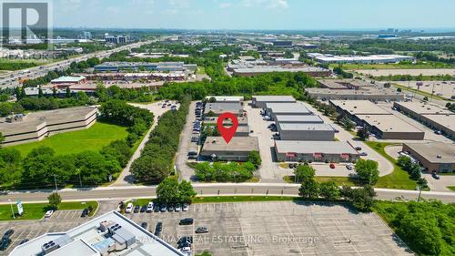 5044 South Service Road, Burlington, ON 