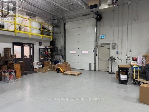 5044 South Service Road, Burlington, ON 