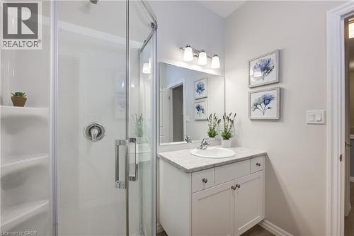 114 Livingston Drive, Tillsonburg, ON - Indoor Photo Showing Bathroom