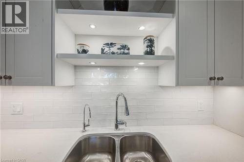 114 Livingston Drive, Tillsonburg, ON - Indoor Photo Showing Kitchen With Double Sink