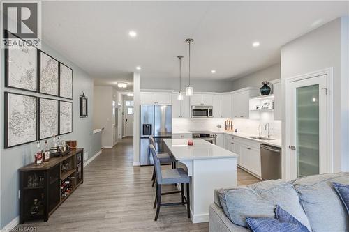 114 Livingston Drive, Tillsonburg, ON - Indoor Photo Showing Kitchen With Upgraded Kitchen