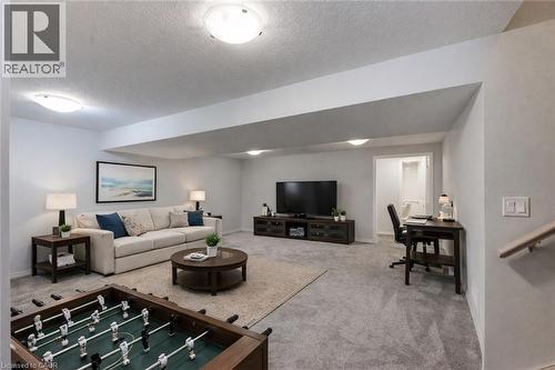 114 Livingston Drive, Tillsonburg, ON - Indoor Photo Showing Living Room