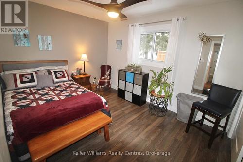471 4Th Street, Hanover, ON - Indoor Photo Showing Bedroom