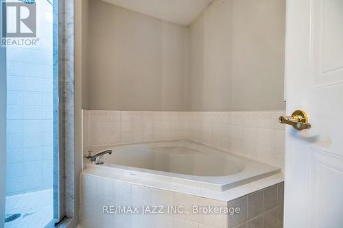 16 Goodwin Avenue, Clarington (Bowmanville), ON - Indoor Photo Showing Bathroom