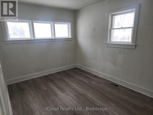17 Goderich Street, Fort Erie, ON - Indoor Photo Showing Other Room
