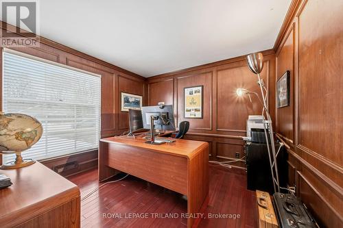 1104 The Parkway, London East (East B), ON - Indoor Photo Showing Office