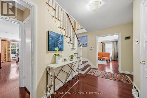 1104 The Parkway, London East (East B), ON - Indoor Photo Showing Other Room