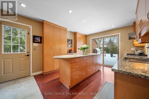 1104 The Parkway, London East (East B), ON - Indoor