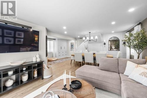 1133 Laurier Street, Clarence-Rockland, ON - Indoor Photo Showing Living Room