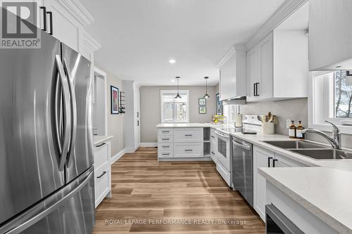 1133 Laurier Street, Clarence-Rockland, ON - Indoor Photo Showing Kitchen With Double Sink