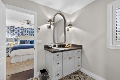 19-71 Sulphur Springs Road, Hamilton, ON - Indoor Photo Showing Bathroom