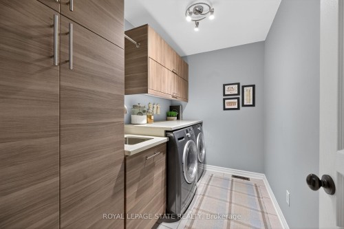 19-71 Sulphur Springs Road, Hamilton, ON - Indoor Photo Showing Laundry Room