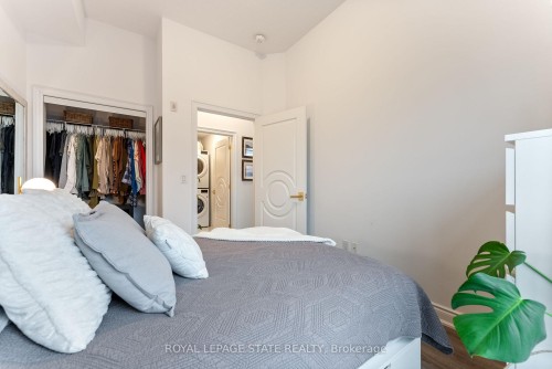 1008-81 Robinson Street, Hamilton, ON - Indoor Photo Showing Bedroom