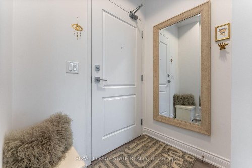 1008-81 Robinson Street, Hamilton, ON - Indoor Photo Showing Other Room