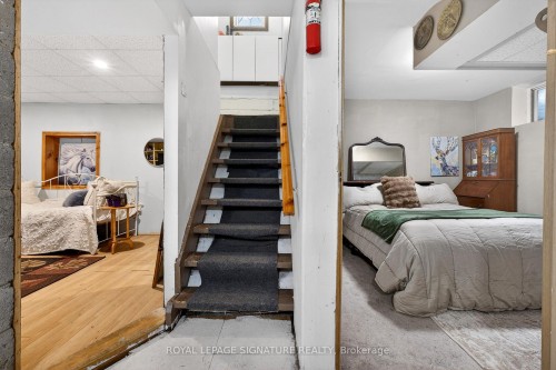1914 Liverpool Road, Pickering, ON - Indoor Photo Showing Bedroom