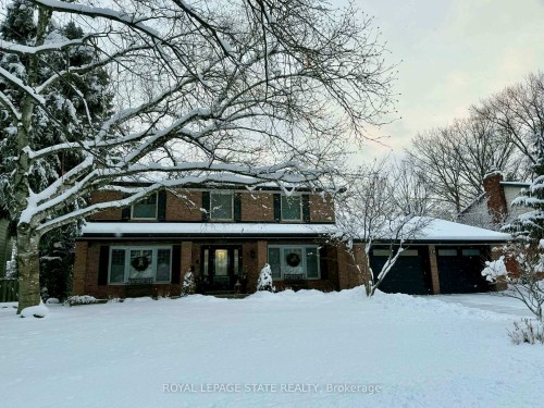 29 Woodside Drive, Hamilton, ON - Outdoor With Facade