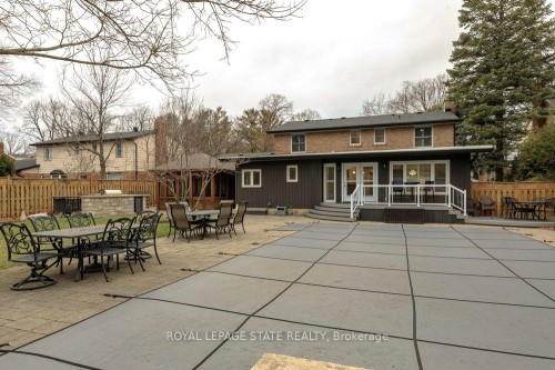 29 Woodside Drive, Hamilton, ON - Outdoor With Deck Patio Veranda