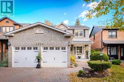 1091 BENTON CRESCENT  Pickering, ON L1X 1N2