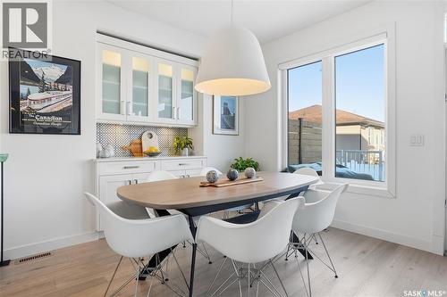 5322 Tutor Way, Regina, SK - Indoor Photo Showing Dining Room