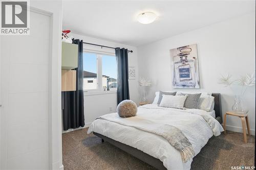 5322 Tutor Way, Regina, SK - Indoor Photo Showing Bedroom