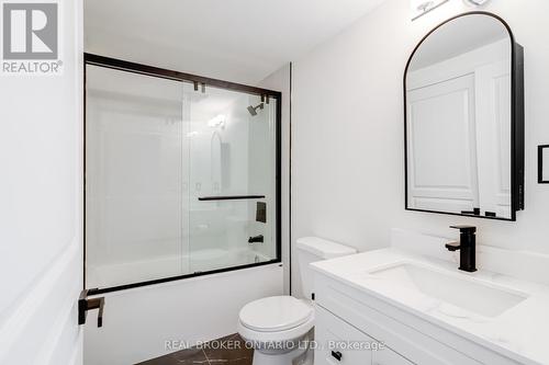 702 - 2240 Lakeshore Boulevard W, Toronto, ON - Indoor Photo Showing Bathroom