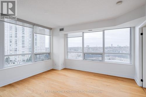 702 - 2240 Lakeshore Boulevard W, Toronto, ON - Indoor Photo Showing Other Room