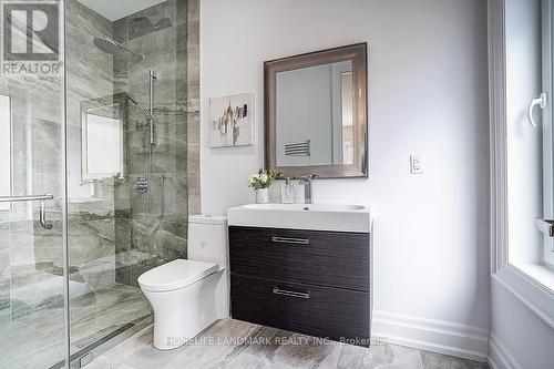 937 Goodwin Road, Mississauga, ON - Indoor Photo Showing Bathroom