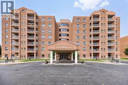 3855 SOUTHWINDS Unit# 706  Windsor, ON N9G 2N2