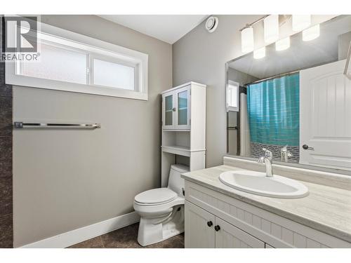 75 Eagle Crescent, Williams Lake, BC - Indoor Photo Showing Bathroom