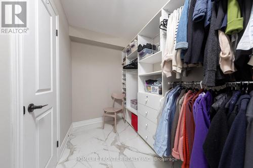 2602 - 100 Upper Madison Avenue, Toronto, ON - Indoor With Storage