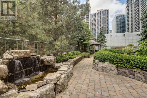 2602 - 100 Upper Madison Avenue, Toronto, ON - Outdoor