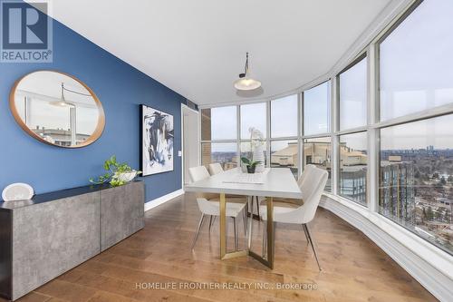 2602 - 100 Upper Madison Avenue, Toronto, ON - Indoor Photo Showing Dining Room