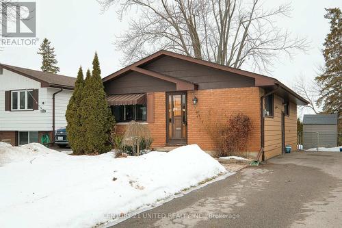 21 RIDEAU CRESCENT  Peterborough (Ashburnham Ward 4), ON K9J 1G7