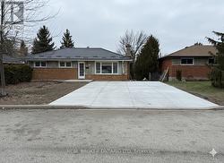 (UPPER) - 294 BURLINGTON CRESCENT  London South (South J), ON N5Z 3G5