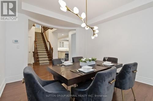 3301 Skipton Lane, Oakville, ON - Indoor Photo Showing Dining Room