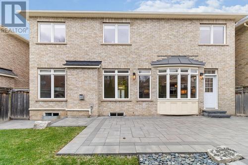 3301 Skipton Lane, Oakville, ON - Outdoor