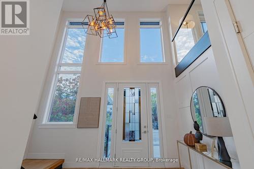 14 Thornton Avenue, Ottawa, ON - Indoor Photo Showing Other Room