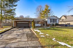 587 DAYTONA DRIVE  Fort Erie (Crescent Park), ON L2A 4Z5