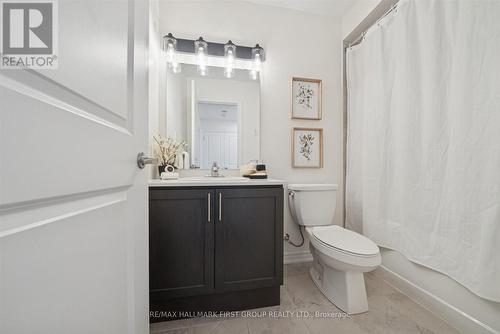 6 - 485 Beresford Path, Oshawa, ON - Indoor Photo Showing Bathroom