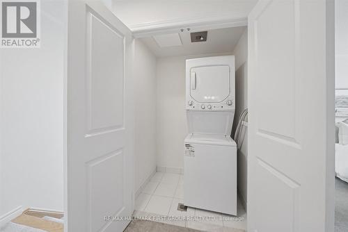 6 - 485 Beresford Path, Oshawa, ON - Indoor Photo Showing Laundry Room
