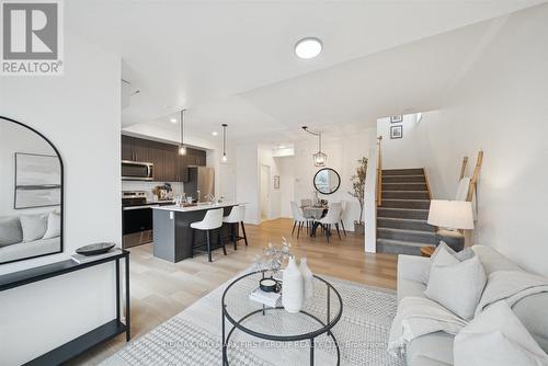 6 - 485 Beresford Path, Oshawa, ON - Indoor Photo Showing Living Room