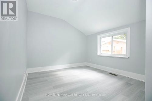 76 Raylawn Crescent, Halton Hills, ON - Indoor Photo Showing Other Room