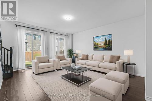 23 Circus Crescent, Brampton, ON - Indoor Photo Showing Living Room