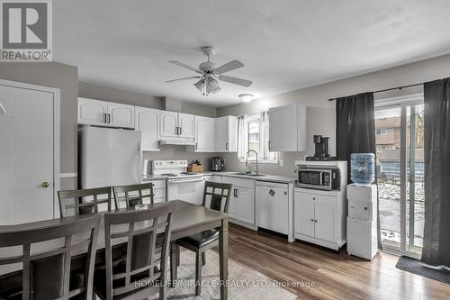366 Marconi Boulevard, London East, ON - Indoor Photo Showing Kitchen