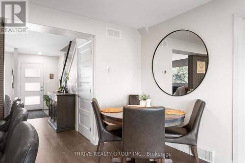 5 - 727 Apricot Drive, London South (South K), ON - Indoor Photo Showing Dining Room