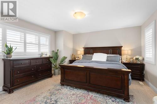 5 - 727 Apricot Drive, London South (South K), ON - Indoor Photo Showing Bedroom