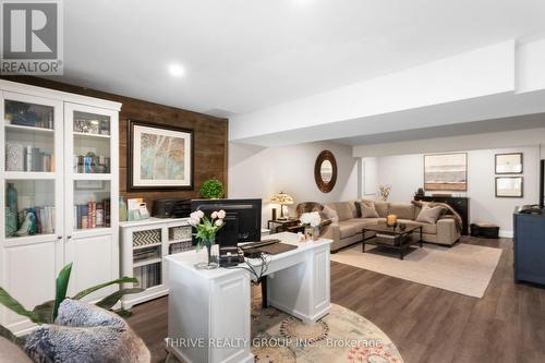 5 - 727 Apricot Drive, London South (South K), ON - Indoor