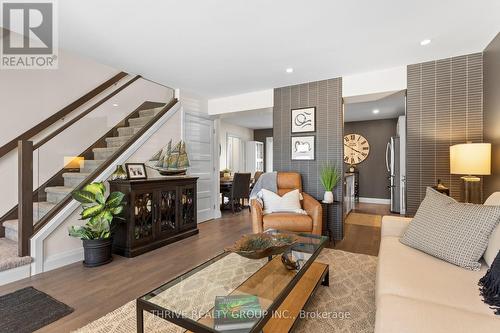 5 - 727 Apricot Drive, London South (South K), ON - Indoor Photo Showing Other Room