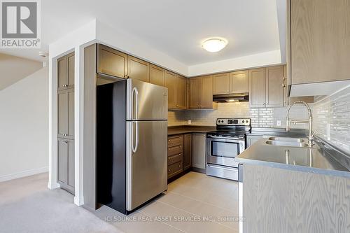 71 Tabaret Crescent, Oshawa, ON - Indoor Photo Showing Kitchen With Stainless Steel Kitchen With Double Sink