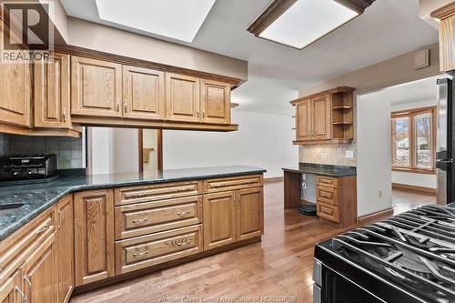1935 Canard Drive, Lasalle, ON - Indoor Photo Showing Kitchen